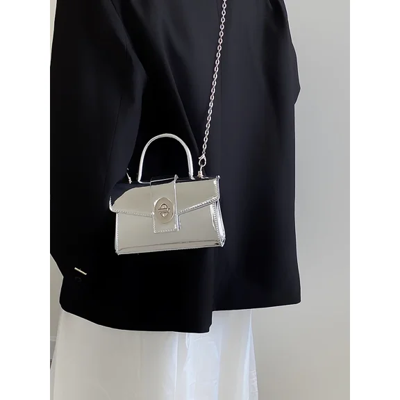 Luxury Design Chain Ladies Shoulder Bag Silver Color Female Small Messenger Bags Simple Patent Leather Ladies Clutch Handbags