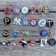 thumbnail image 2 of Liga De Béisbol Broche Chicago White Sox Pittsburgh Pirates New York Yankees Los Angeles Dodgers Pines De Metal, 2 of 4