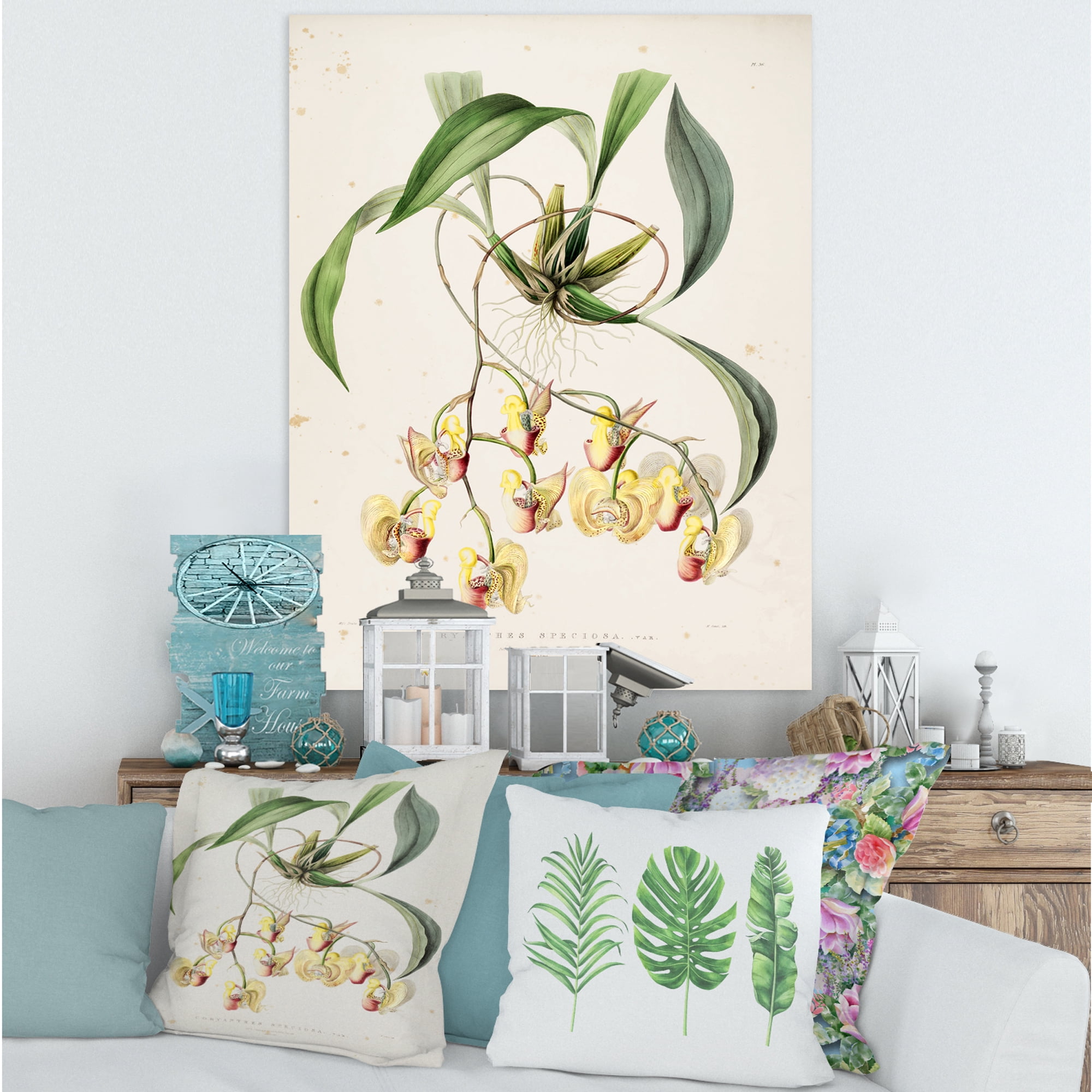 Designart ' Blossoming Vintage Flower I ' Traditional Canvas Wall Art Print