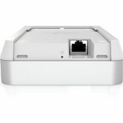 Ubiquiti U7 Pro Tri Band Wi-Fi 7 IEEE 802.11 a/b/g/n/ac/ax/be 5.70 Gbit/s Wireless Access Point