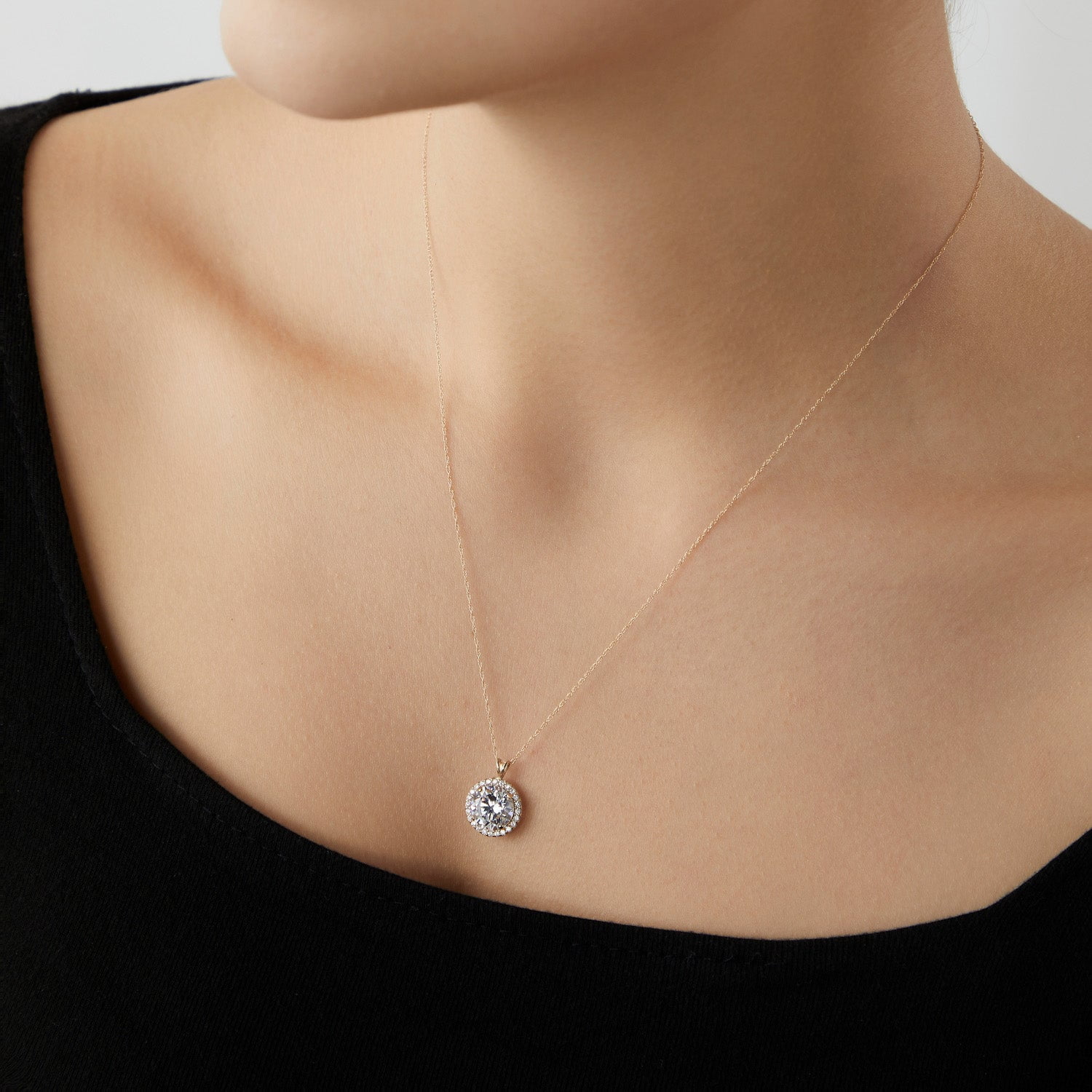 DIAMONBLISS 10K Real Solid Gold Halo Necklace for Women | 10K Yellow Gold Round Halo Pendant Necklace | 3 Carat Cubic Zirconia CZ Diamond Simulant