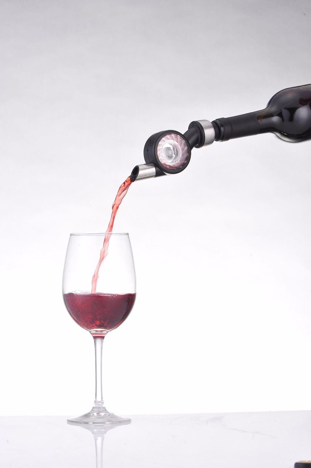 Enjoy the Flavor, Smell and Texture of your Wine with the WINEMASTER