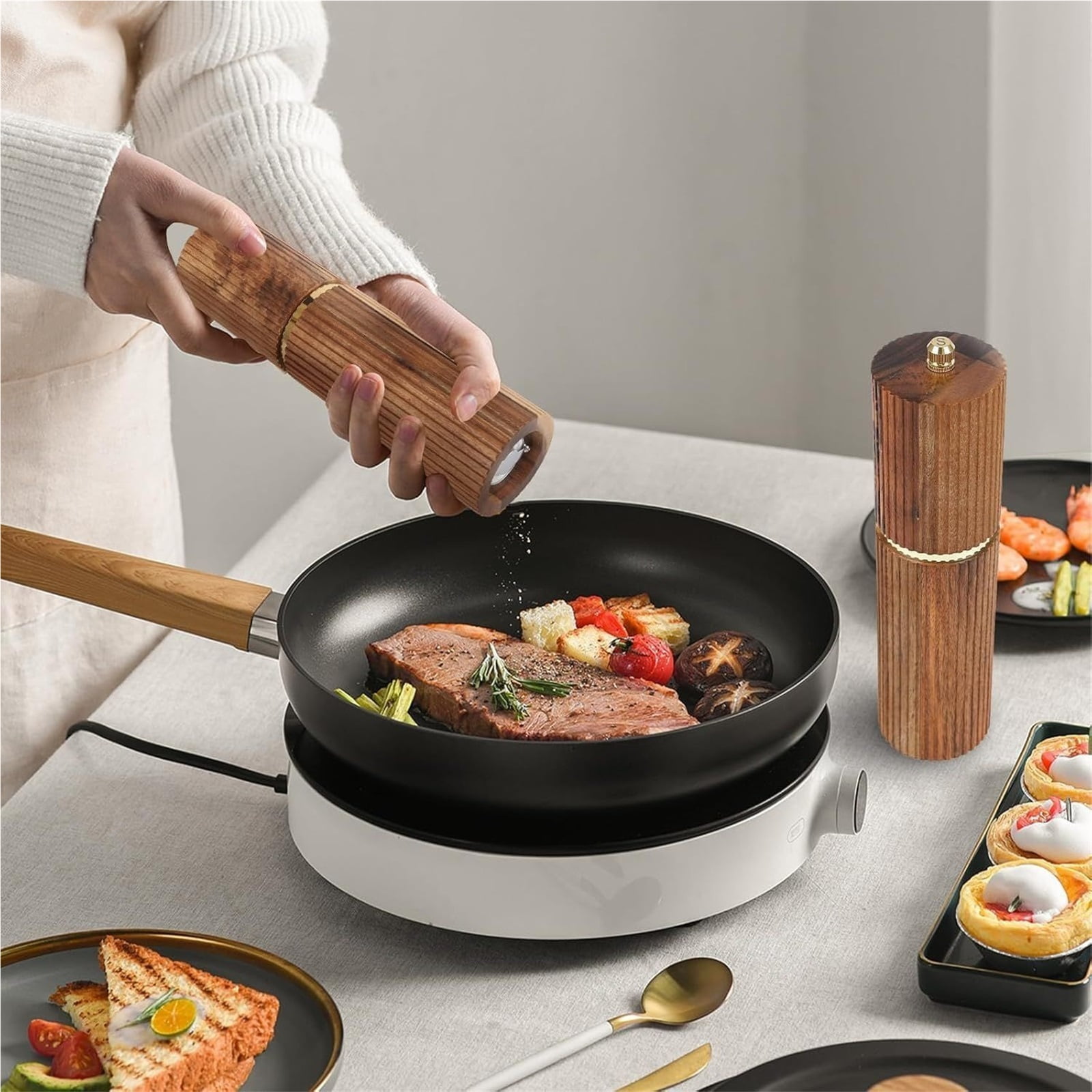 Wooden Salt and Pepper Grinder Set with Wooden Tray, Refillable Salt and Pepper grinder with Adjustable Coarseness