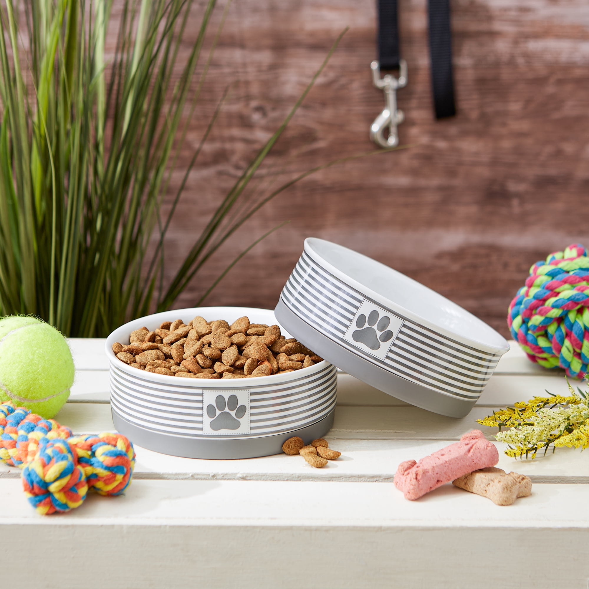 Bone Dry Chevron Ceramic Pet Bowls, Dishwasher Safe, Gray, Medium Bowl Set, 6x2", 2 Count