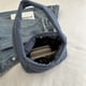 thumbnail image 2 of Bolso Mano Acolchado para Mujer Hombro (retro) Azul, 2 of 5