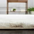 thumbnail image 4 of SAFAVIEH Tahoe Gerald Quatrefoil Shag Runner, 2' x 9', White/Silver, 4 of 8