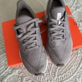 thumbnail image 4 of " AIR ZOOM WINFLO WOMEN'S GRAY RUNNING SHOES LACE UP LOW TOP SIZE 8.5 ", 4 of 6