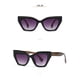 thumbnail image 3 of Gafas de sol retro Bloqueo de color de ojos de gato de moda: gris degradado a cuadros negro, nuevas gafas de sol retro, sentido de tendencia premium, 3 of 5