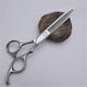 thumbnail image 4 of Tijeras de corte y de entresacar para el cabello, juego de 15 cm (6 pulgadas) de acero japonés, ergonómicas para peluquería., 4 of 5