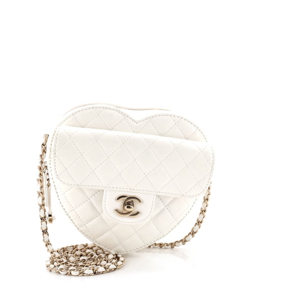 Pre-Owned CC in Love Heart Bag Quilted Lambskin By Rebag