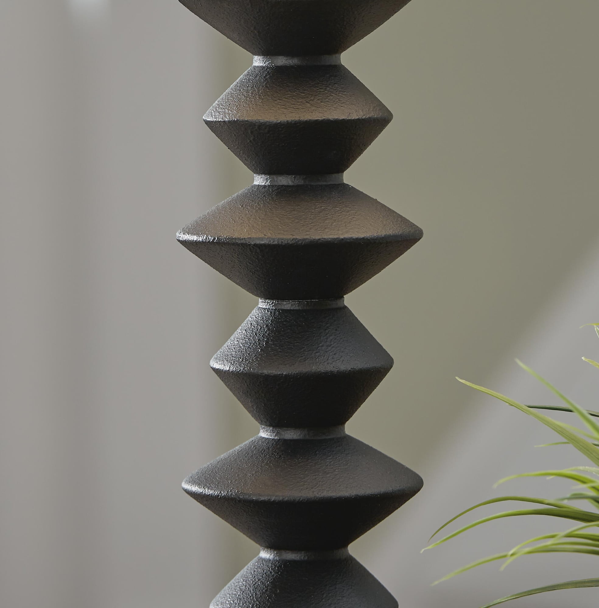 Signature Design by Ashley Luanndon Buffet Table Lamp, Polyresin Base, 3-Way Switch, Black Finish