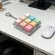 thumbnail image 5 of Mini teclado – Llavero portátil antiestrés con botones de colores, sensorial para la ansiedad, ideal para niños, adultos y viajes, 5 of 6