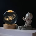 thumbnail image 2 of Bola de cristal tallada luminosa luz de noche adornos de escritorio creativos base de madera regalo de cumpleaños para estudiantes, 2 of 4