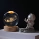 thumbnail image 2 of Bola de cristal tallada luminosa luz de noche adornos de escritorio creativos base de madera regalo de cumpleaños para estudiantes, 2 of 4