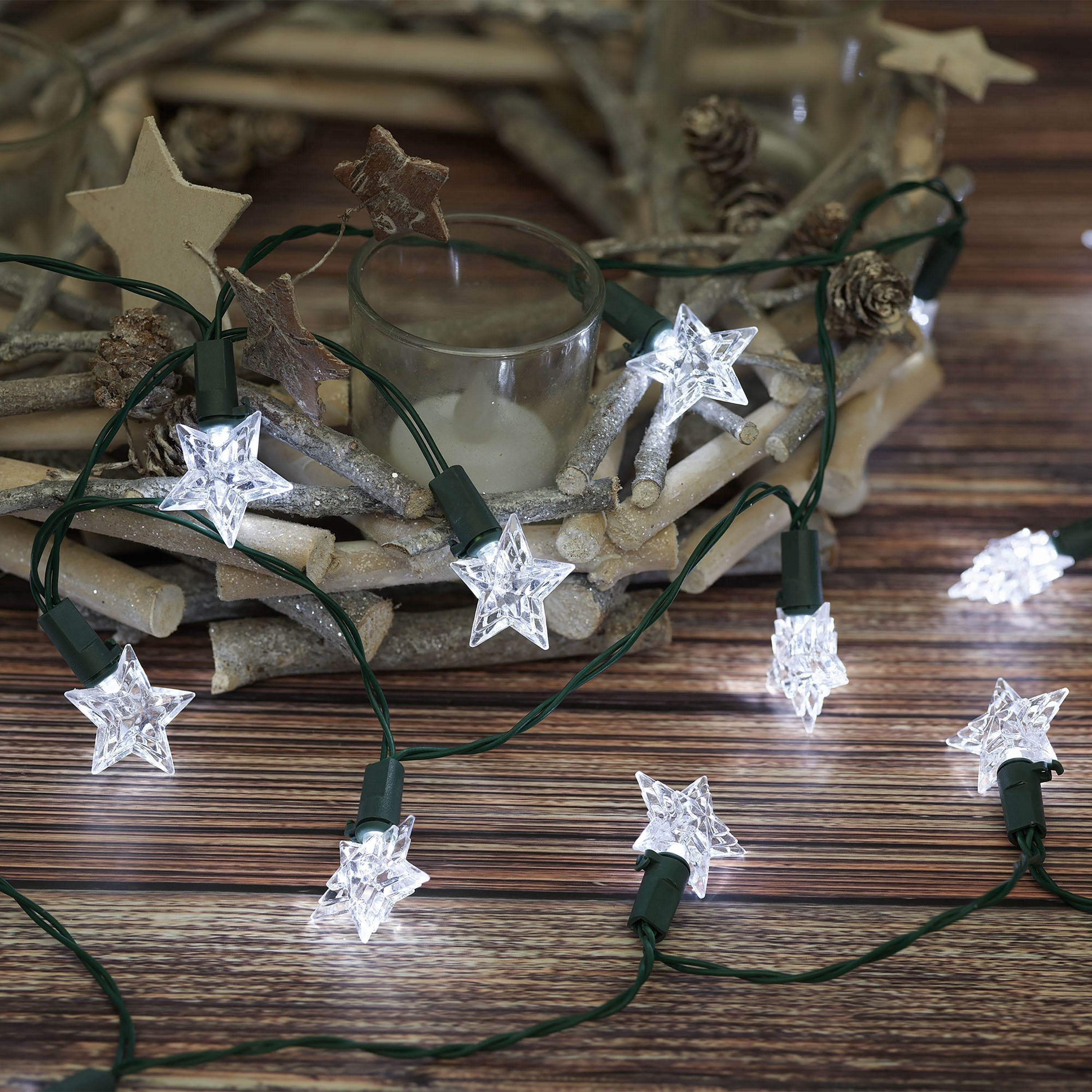 Indoor 20-Count Battery-Operated LED 3-Function Color-Changing Star Christmas String Lights, Warm White to Cool White, Green Wire, 8', by Holiday Time