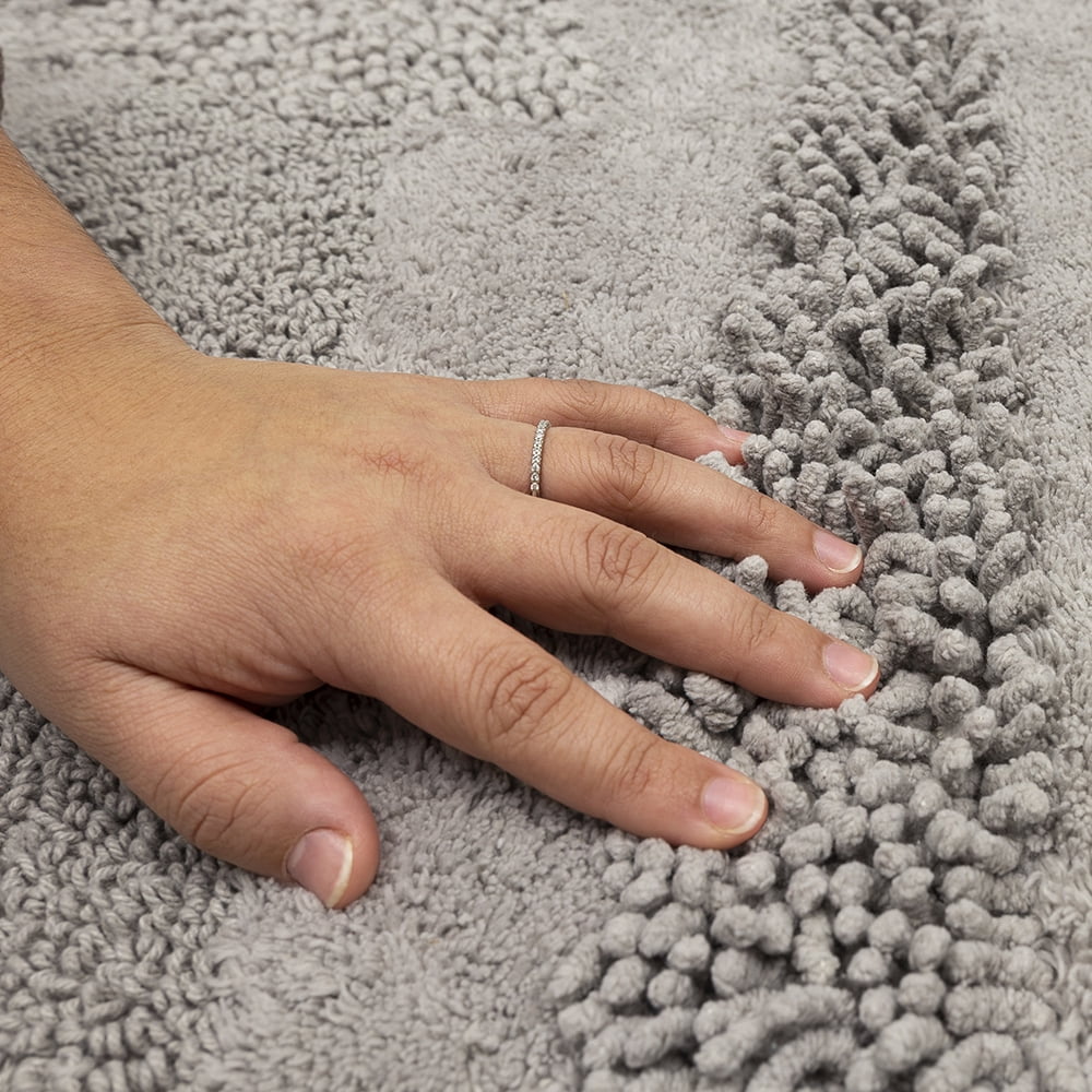 Mohawk Home Plush Cotton Fade/Stain Resistant Non-slip Machine Washable Bath Mat, Silver, 2' x 5'