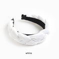 thumbnail image 4 of Minnieouse Diadema de terciopelo trenzado, diadema ancha de lujo para niñas, diadema sólida, banda para la cabeza para banquete de boda, accesorios de Accesorio para el cabello Blanco Minnieouse AP018447-02, 4 of 6
