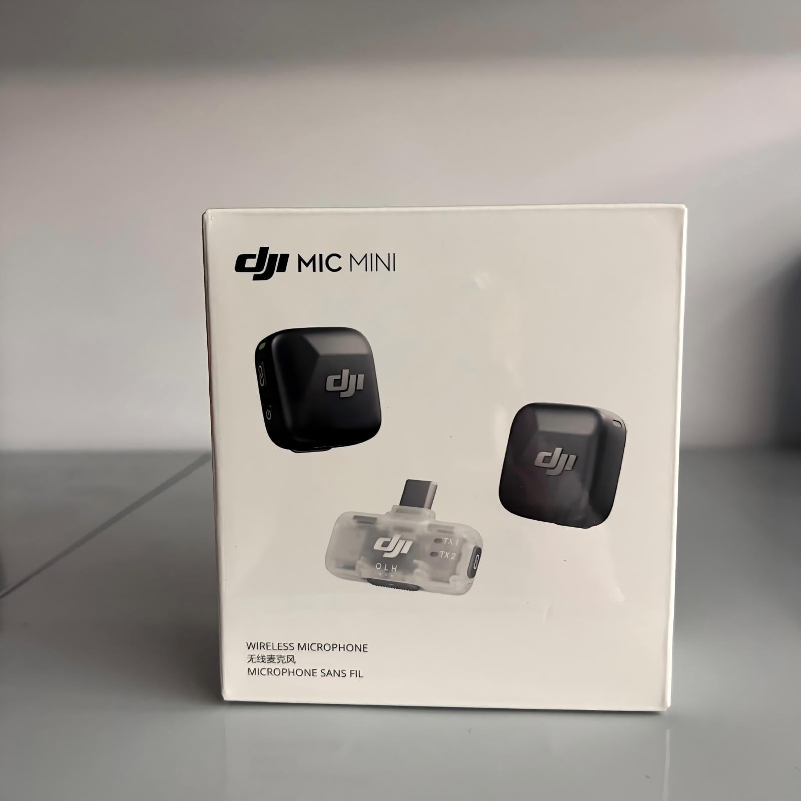 DJI Mic Mini Wireless Microphone 2 TX + 1 RX Wireless Receiver for Mobile Phones