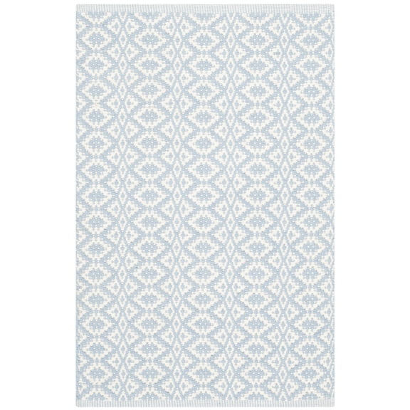 SAFAVIEH Montauk Corrine Geometric Cotton Area Rug, Ivory/Light Blue, 2'6" x 4'