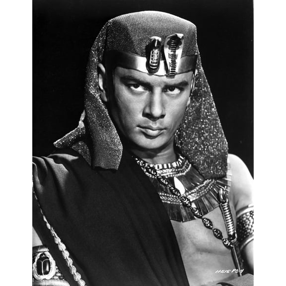 Yul Brynner in an Egyptian costume Photo Print (8 x 10)
