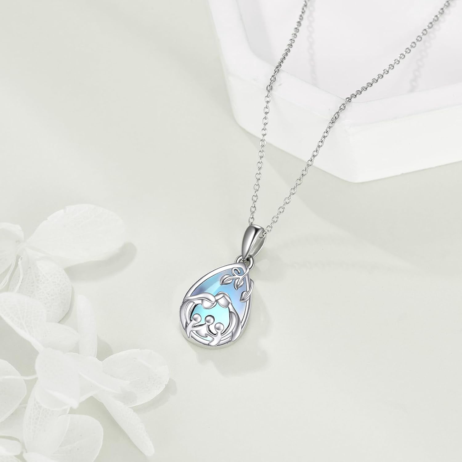 YAFEINI Mom Necklace for Women Sterling Silver mother necklace Mothers Day Birthday Jewelry Gifts for Mother Grandma 18"