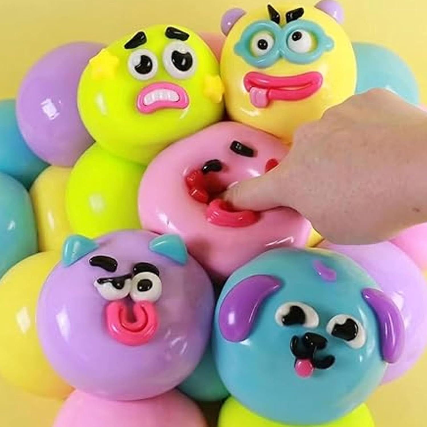 Guvpev 5Pcs Squeeze Smushers Squishy Toys - Curiosities Smushers Dog Face Swap Sensory Fidget for Stress Relief Soft Moldable Cute Slow Rising Squishy Stress Relief Ball, Safe & Fun Gag Gifts