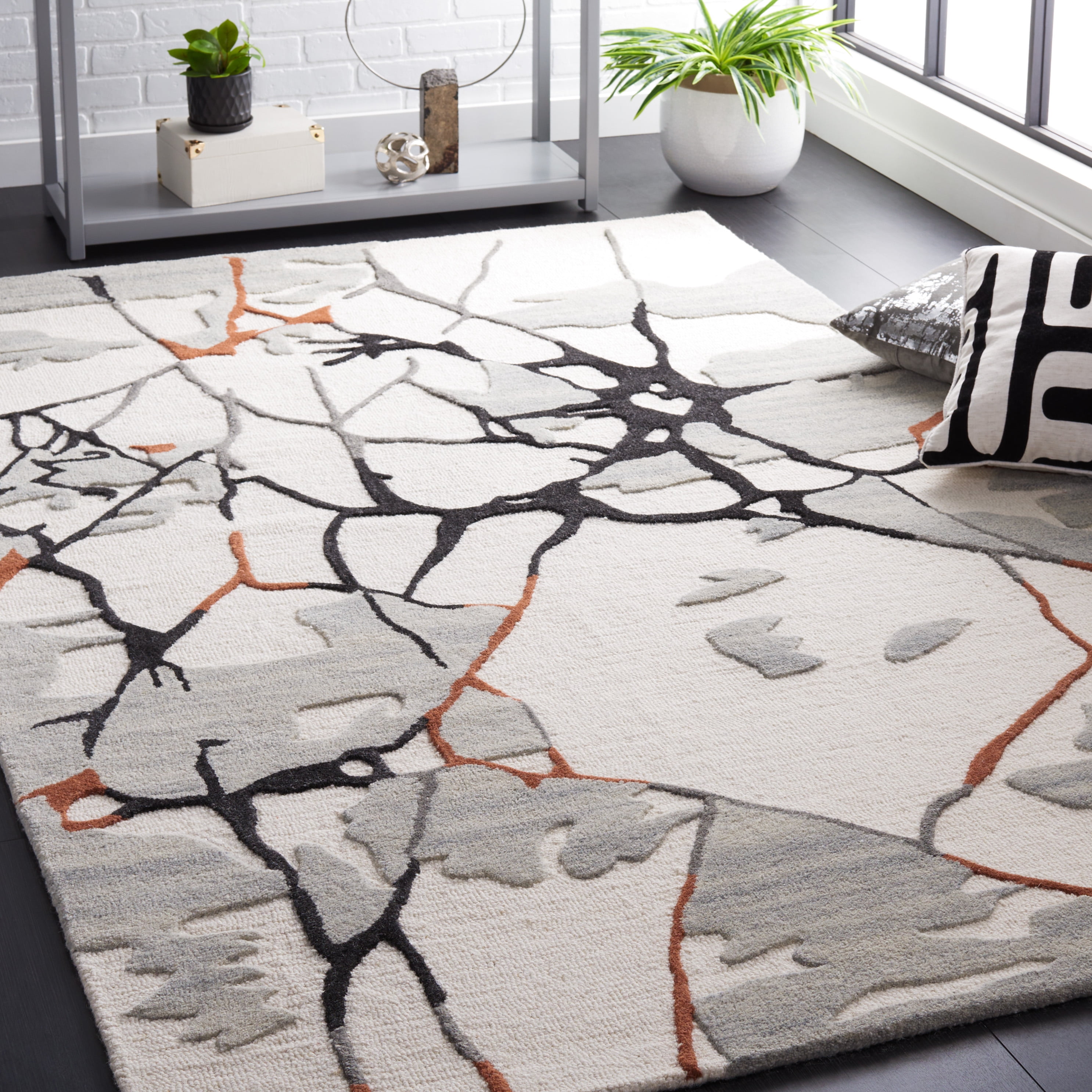 SAFAVIEH Metro Brooklyn Geometric Area Rug, Ivory/Grey, 4' x 6'