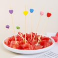 thumbnail image 3 of 100 Uds. Palillos de postre desechables con patrón de corazón, aperitivos de barbacoa de bambú, selecciones de Buffet para interior, 3 of 5