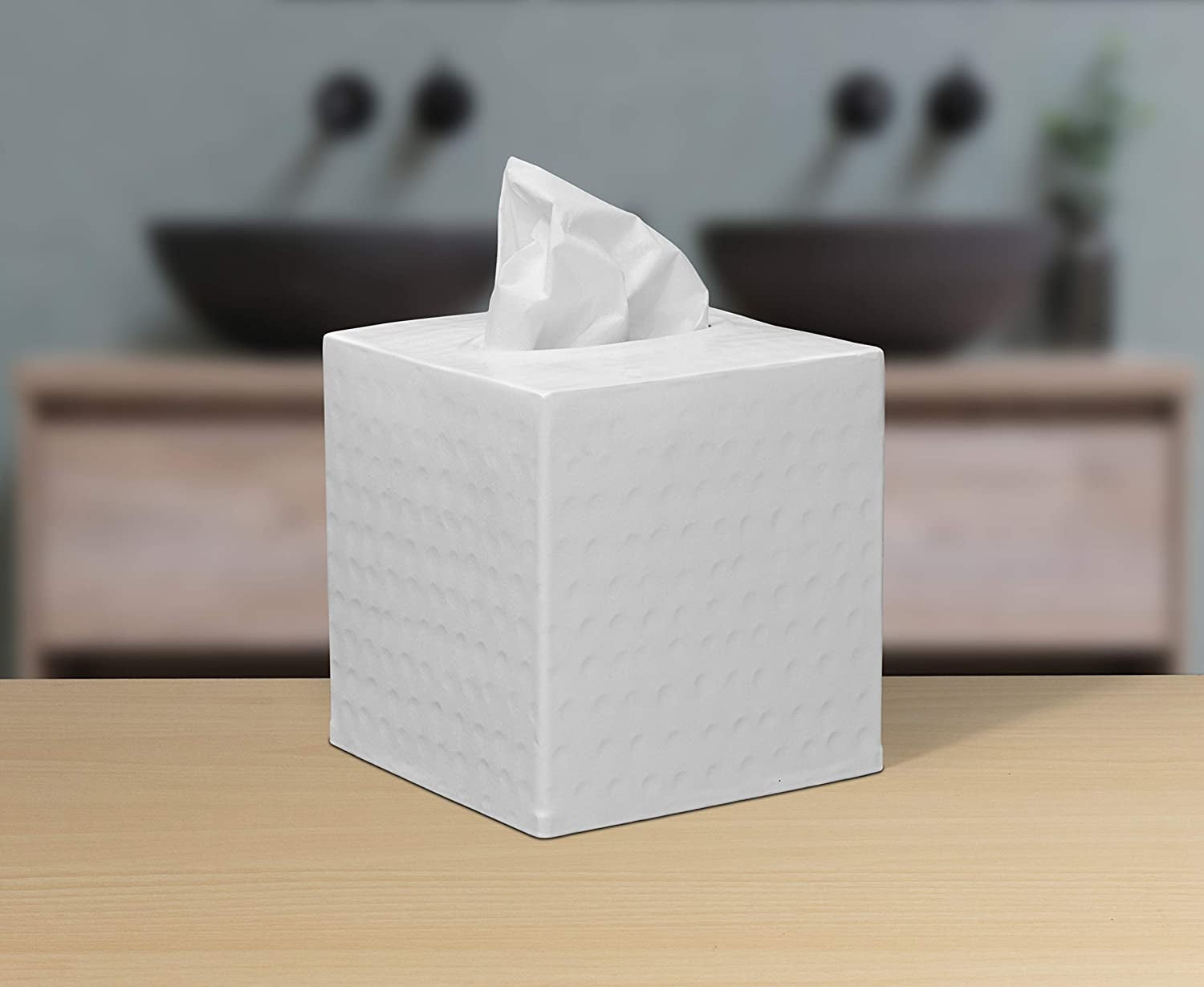 White porcelain 2024 tissue box cover