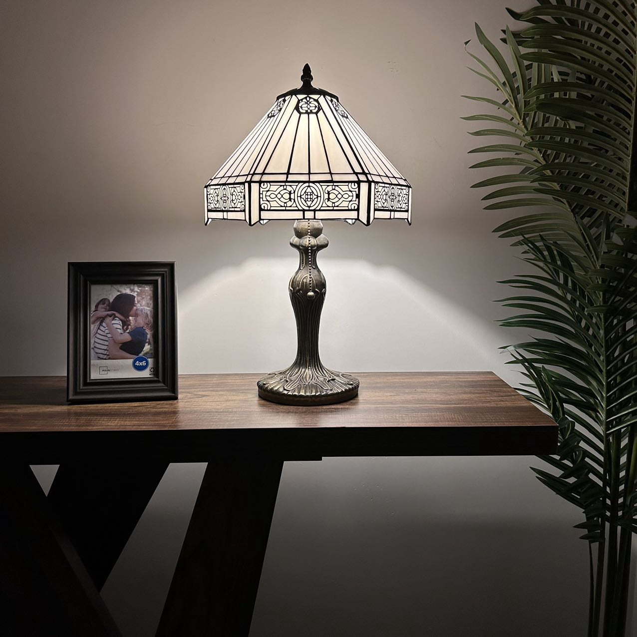 Tiffany Table Lamp White Hexagon Stained Glass LED Bulb Included or Living Room Bedroom Bedside 19"H*12"W