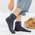 thumbnail image 1 of Chaussettes pour Femmes Chaussettes d'Hiver en Peluche pour Femmes Chaussettes Chaudes pour Dormir Chaussettes Chaudes Chaussettes de Noël en Liquidation, 1 of 5