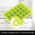 thumbnail image 3 of Moule à glaçons carré en silicone à 24 cavités (vert), 3 of 11