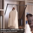 thumbnail image 2 of Tringle de Garde-Robe à Tirer vers le Bas pour Suspendre des Vêtements, Tringle d'Armoire à Fermeture en Douceur à Levage Rétractable pour l'Intérieur Largeur d'Armoire 26 Pouces-35 Pouces, Capacité de Poids 33 lb Organisateur de Cintres en Alliage d'Aluminium Monté sur le Côté, 2 of 8