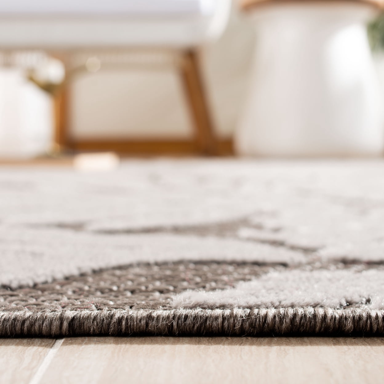 Safavieh Monroe Zavia Floral Indoor/Outdoor Area Rug or Runner