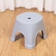 thumbnail image 1 of Taburete Bajo con Base Antideslizante, Mayor Estabilidad para Un Uso Seguro, Elegante Acabado Plástico para Uso Versátil, Ideal para Baño, Cocina, Sala de Estar, Apto para Adultos, Tamaño Compacto., 1 of 6