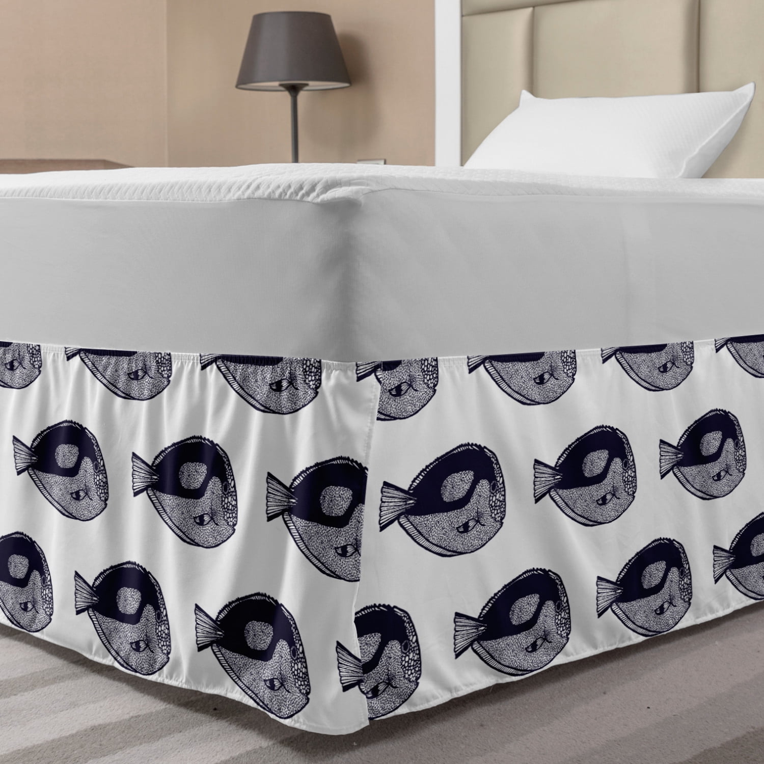 Underwater Bed Skirt, Monochrome Surgeonfish Pattern in Hand Drawn Tropical Fish Dotted Fins