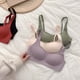 thumbnail image 4 of Qarigey Sujetador sin costuras Sujetador Ropa interior Empuje Lencería Dama Sexy Íntimos Acolchado Libre Comodidad Inalámbrico Deporte Ropa interior color cerezas Qarigey  AP016889-05, 4 of 6