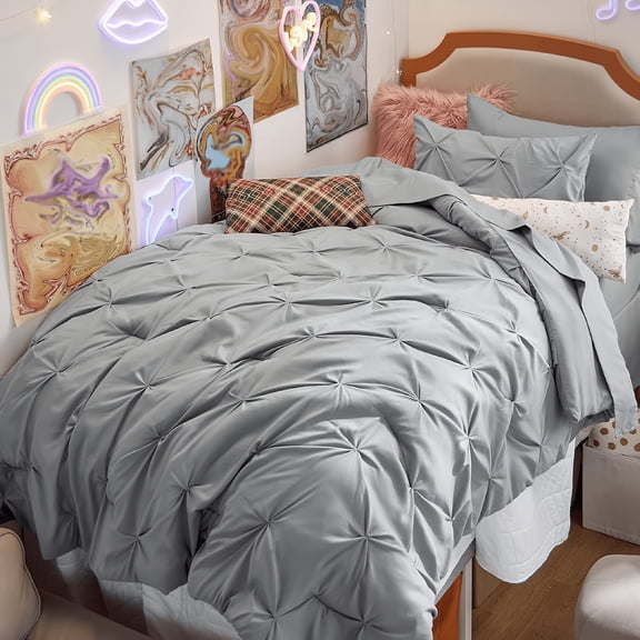 3 Piece Oversized Tufted Quilt Set, Ruffled Comforter Bedding Set, Tufted Ruffled Design, Fluffy Soft All Season Bed Quilt, Machine Washable, Multiple Sizes King