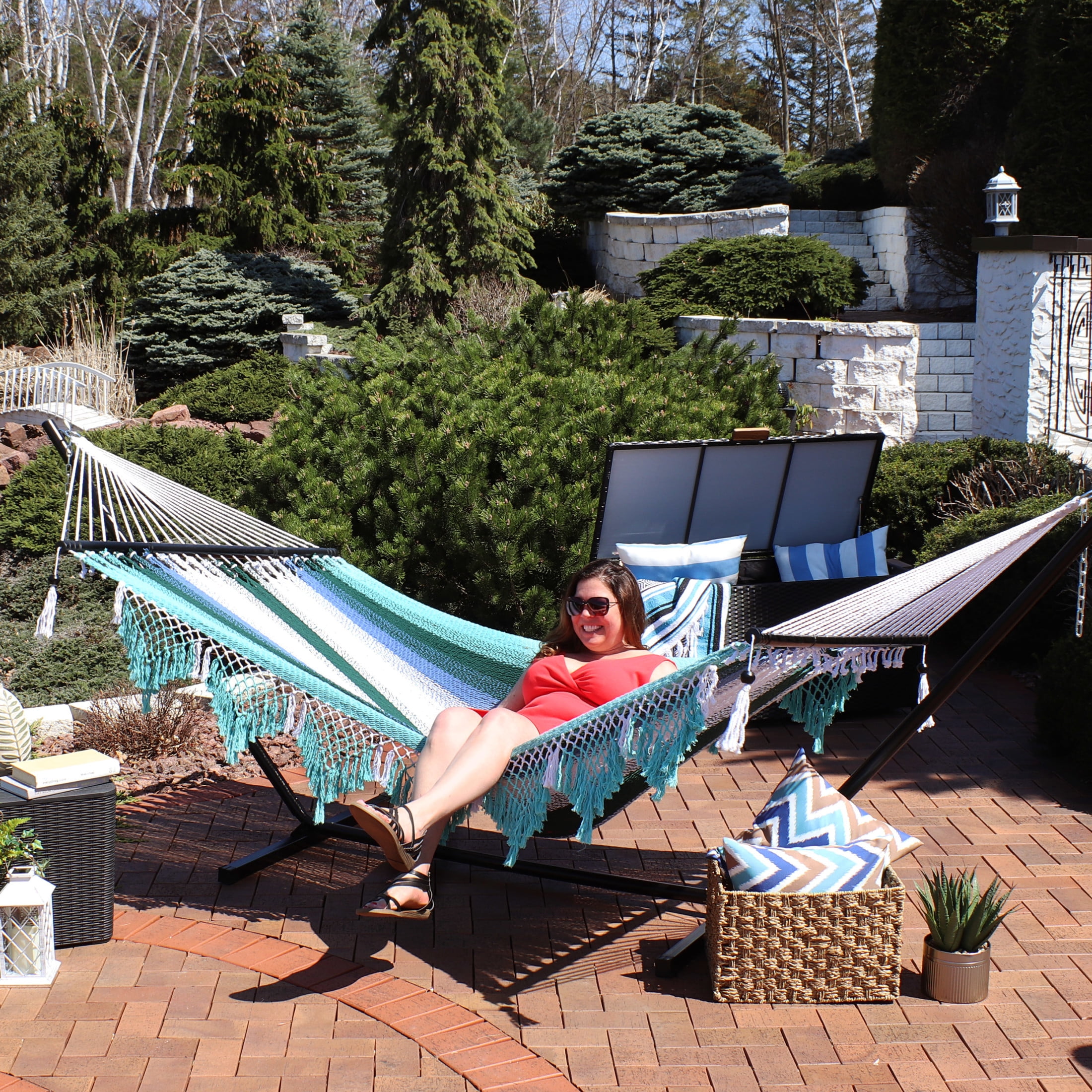 Sunnydaze 2-Person Quilted Polyester Spreader Bar Hammock, 600 lb Capacity - Lagoon Stripes