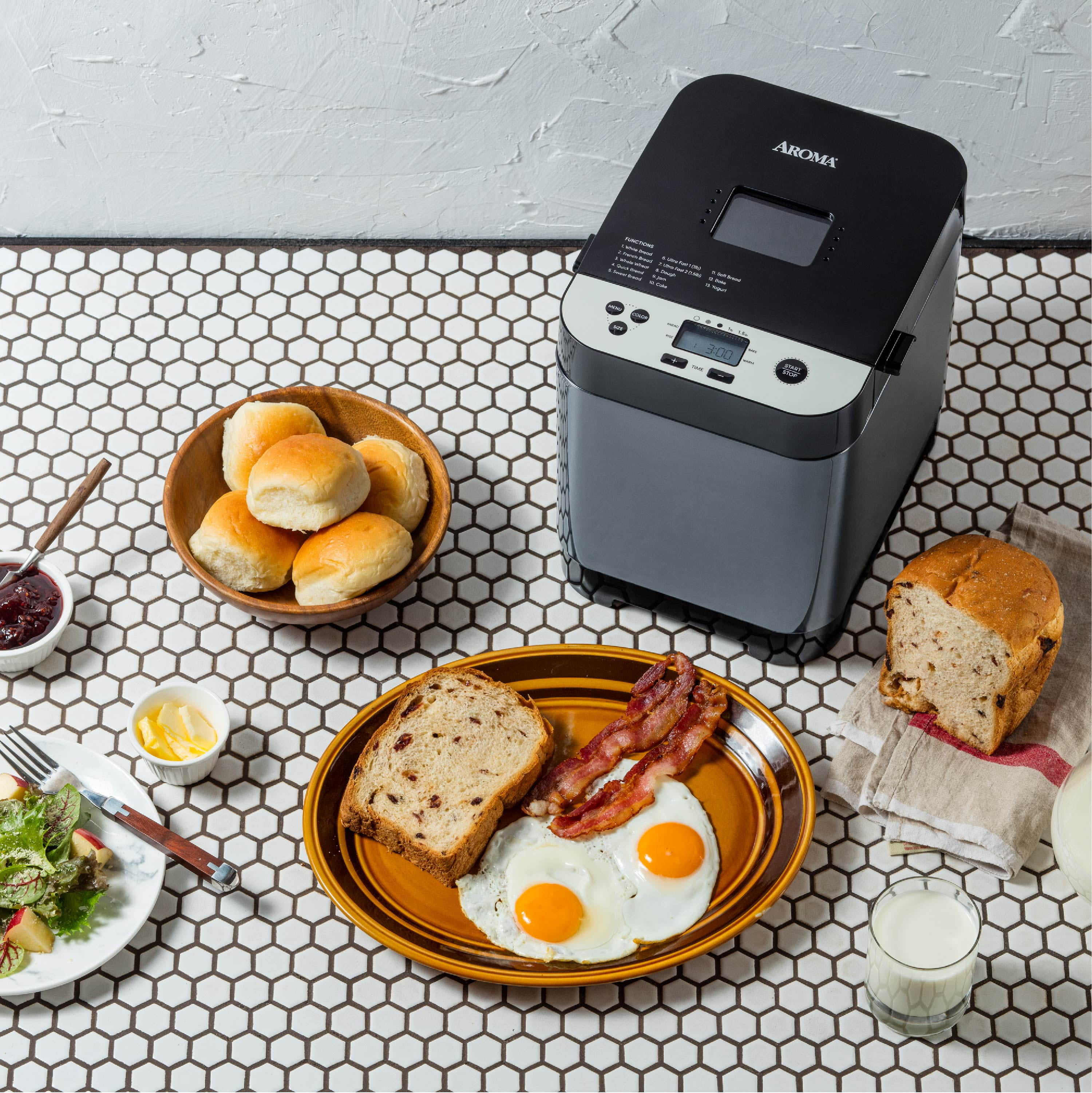 Aroma 1.5L Bread Maker