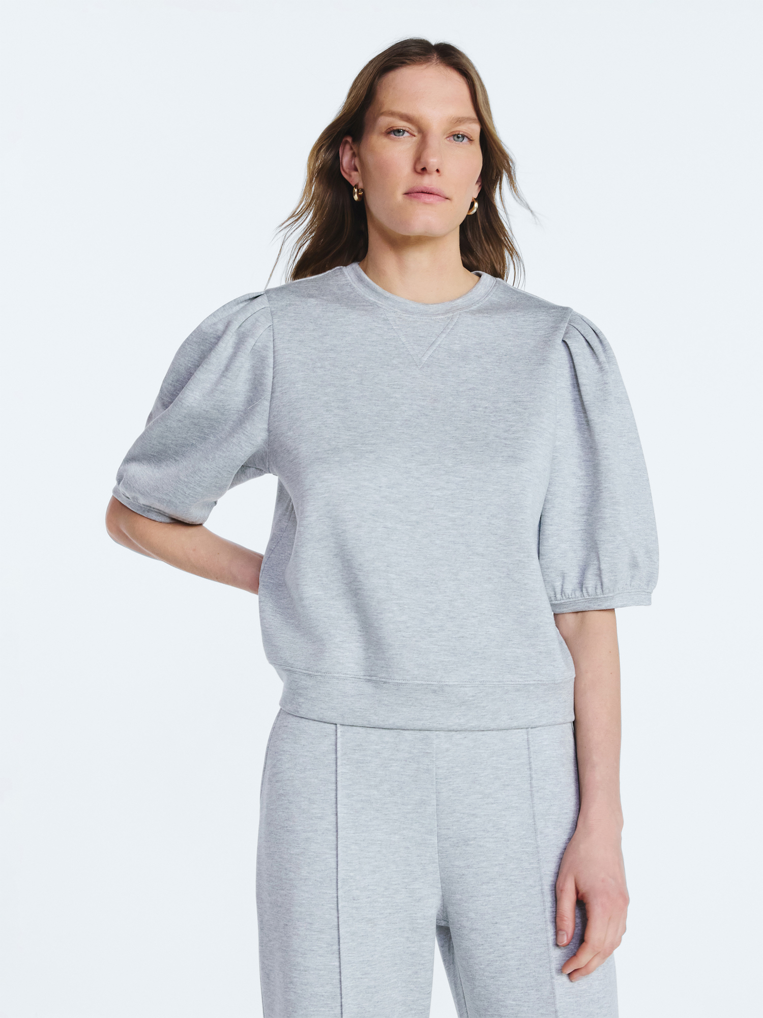 Scoop Women's and Women's Plus Scubaknit Pleated Sleeve Top, Sizes XS-4X