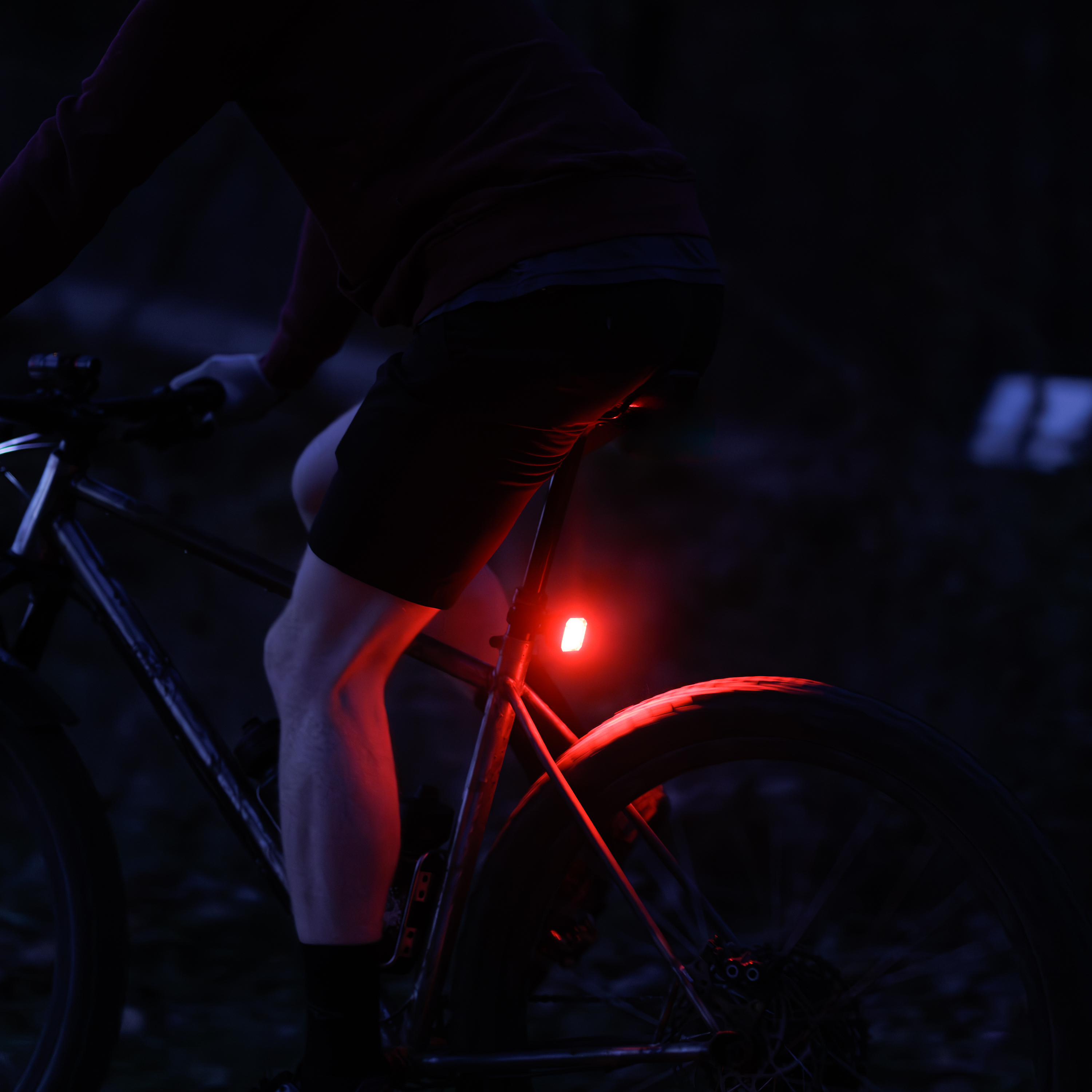 Swiss Tech Rechargeable Bike Taillight 150 Lumens photo 2