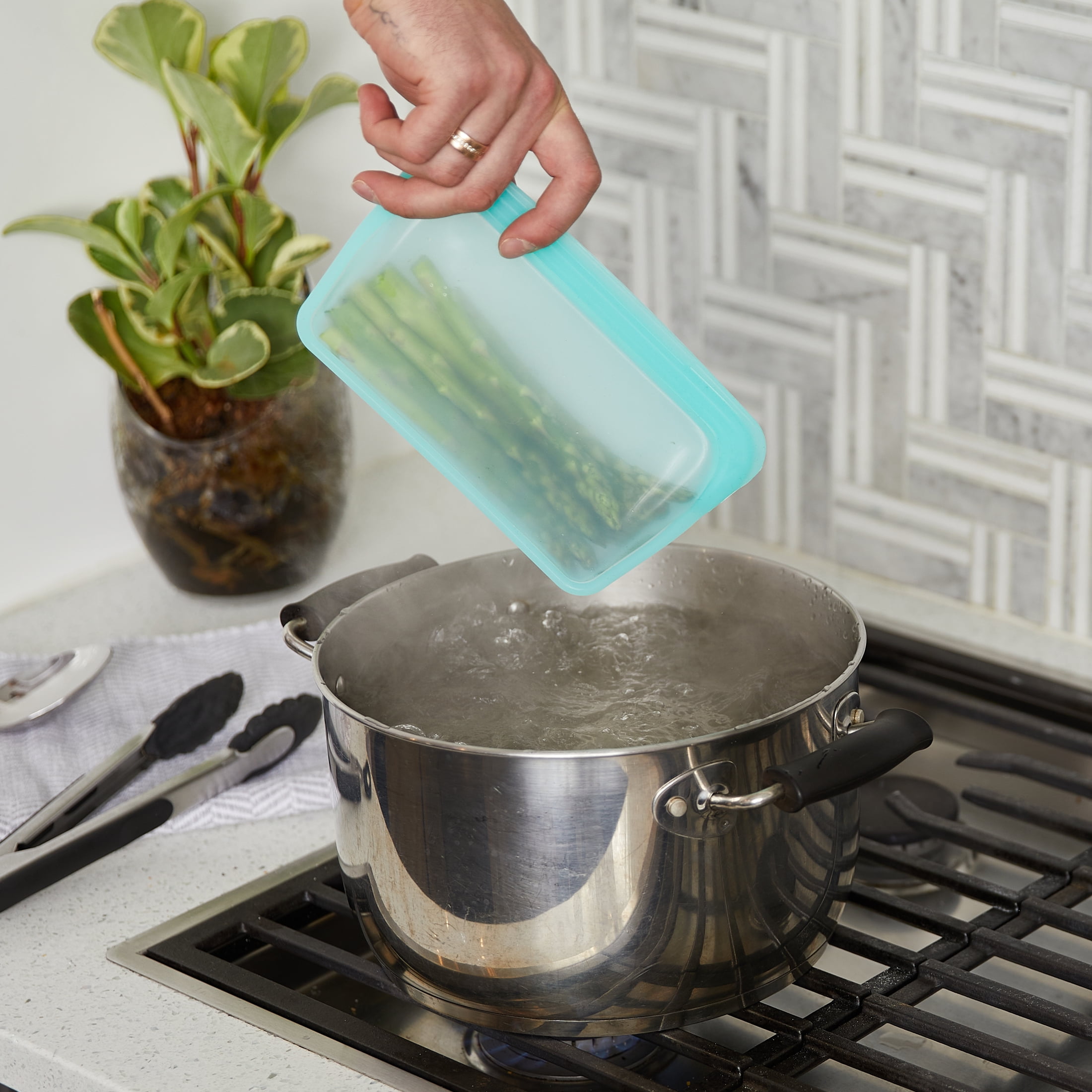 Better Home & Gardens Silicone Reusable Food Storage Snack Bag