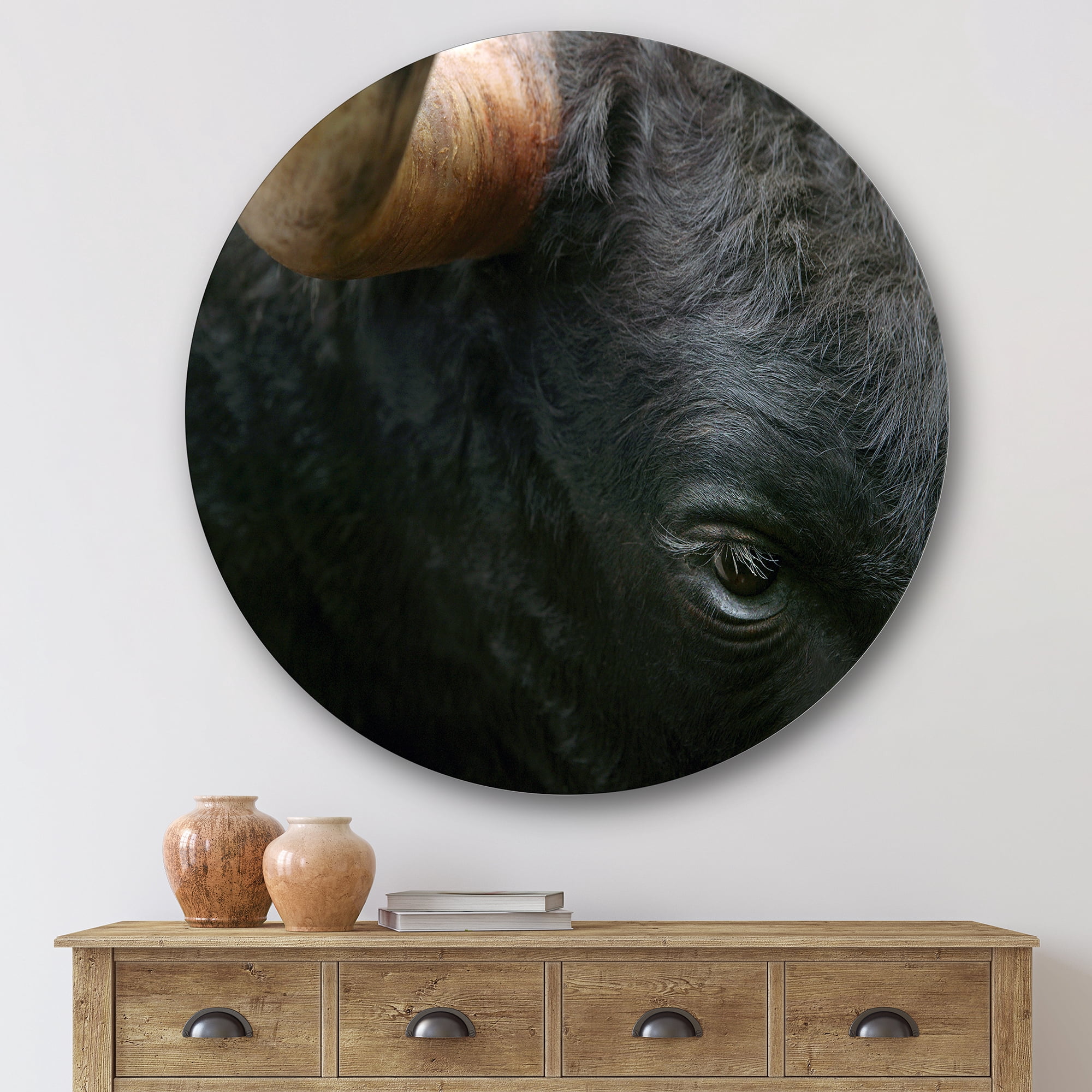 Designart 'Close-Up Of Eye Fighting Bull Head ' Farmhouse Circle Metal Wall Art 36x36 - Disc of 36