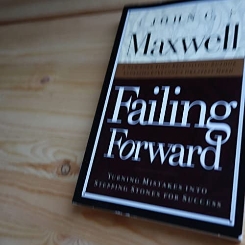 Pre-Owned Failing Forward: Turning Mistakes into Stepping Stones for Success (Paperback) 0785268154 9780785268154
