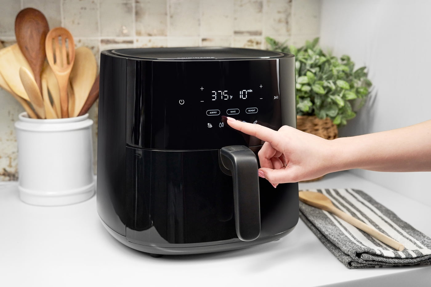 Frigidaire 5.3 QT. Air Fryer with Touch Controls, 3-in-1 Air Fry, Bake, and Reheat, 400°F, Non-Stick, Black