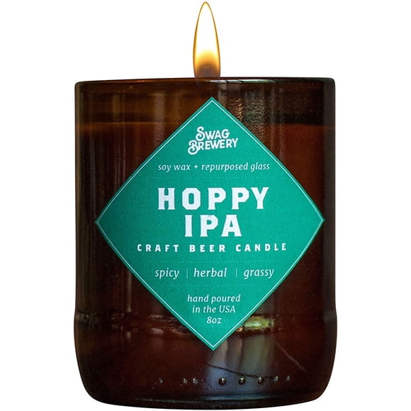 Hoppy Bougie d'Infusion IPA - Coulée à la Main aux É.-U. (Cire de Soya) - Excellent Cadeau pour les Amateurs de Bière - pour la Caverne d'Homme, la Brasserie Ou la Maison (Fabriqué à Partir de Bouteilles de Bière Recyclées), Cadeau de Bière, Cadeau pour Gars, Bougie Bouteille de Bière