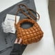 thumbnail image 4 of Zippe Cloud Bag Mujer PU Puffer Tote Gran Capacidad Al Aire Libre Rojo, 4 of 9