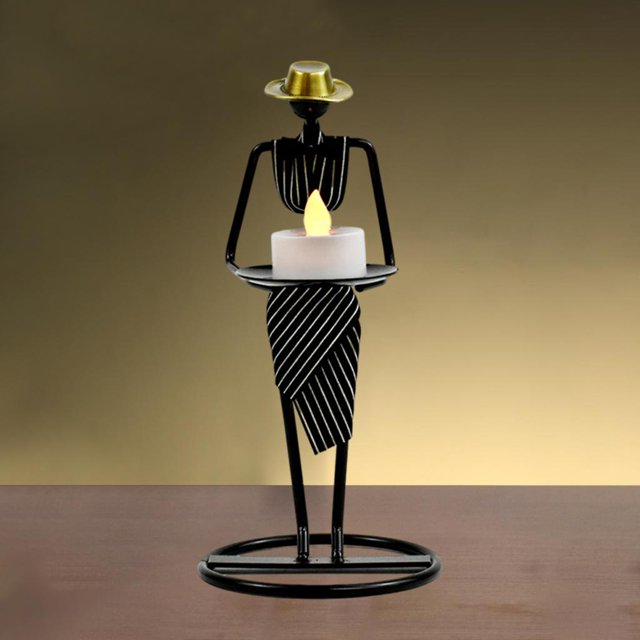 Candelabro de Metal Soledad Personaje de Camarero Doble Mano Negro