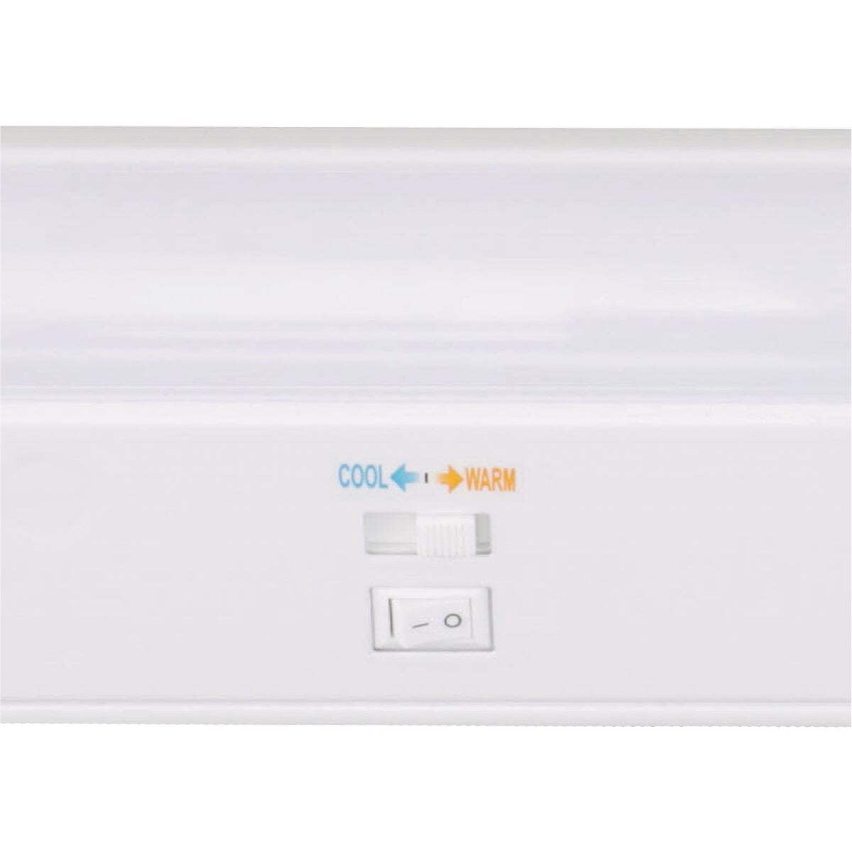 Good Earth Lighting UC1138WH118LF0G 18 in. LED Smooth Light Under Cabinet Light - White Finish